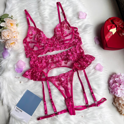 Ellolace Fancy Lingerie Heart-Shaped Embroidery Underwear Ruffle Garter Brief Sets See Through Luxury Lace Fairy Intimate