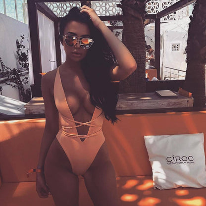 العميق الخامس الرقبة بيكيني طقم سباحة حريمي الرسن ثوب السباحة 2020 Monokini سلسلة مثير ملابس السباحة قطعة واحدة عالية قطع ملابس السباحة