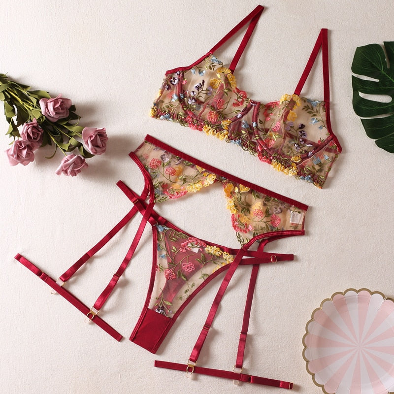Lace Transparent Embroidery 3-Piece Garters Short Skin Care Kits